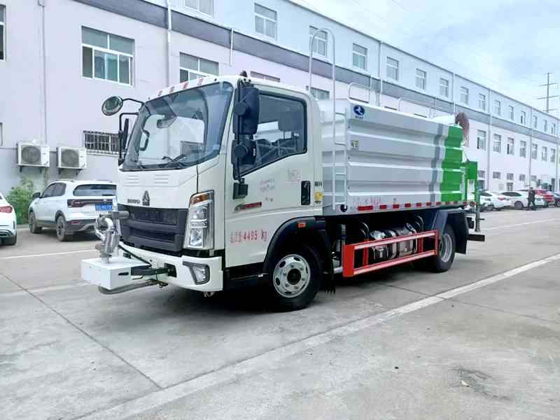 藍牌七方灑水車